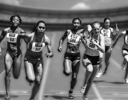women running race racing athletes 655353
